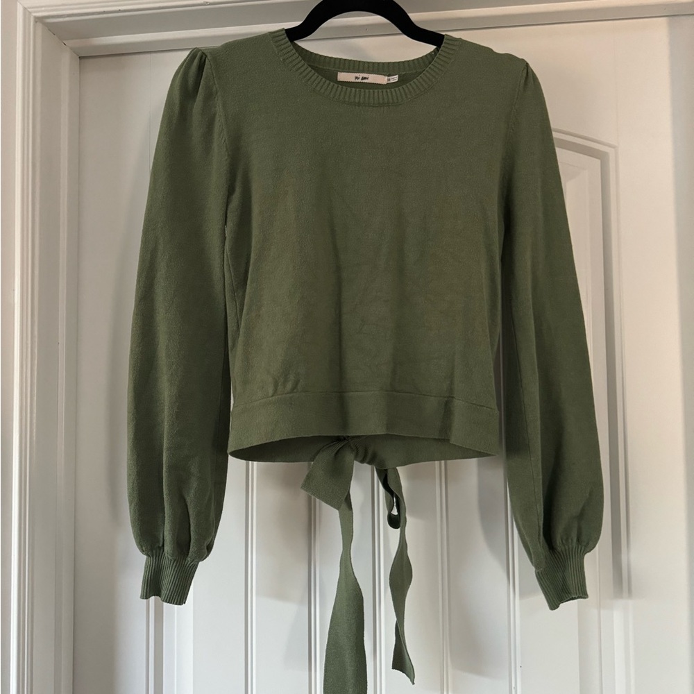 Francesca’s Mi Ami Olive Tie-Back Sweater